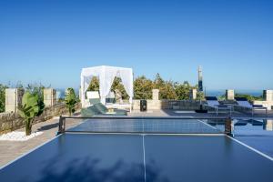 Free Breakfast at Oak Luxury villa with heated pool, Playground and Pool table