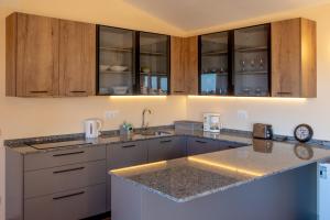 La AMISTAD Apartamento en Chalet con piscina compartida