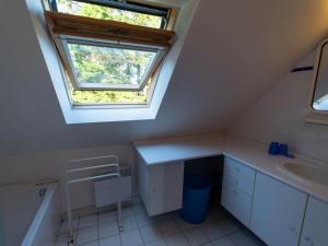 Maison tranquille avec jardin proche plage et commerce - FR-1-418-21