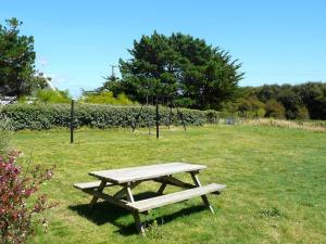 Maisons de vacances Maison calme 3 chambres pres des plages et commerces a Bangor - FR-1-418-52 : photos des chambres