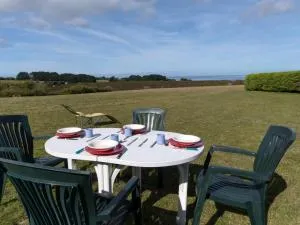 Maison calme près plage, animaux acceptés, sans wifi ni TV - FR-1-418-119 - Locmaria