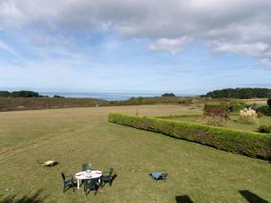 Maisons de vacances Maison calme pres plage, animaux acceptes, sans wifi ni TV - FR-1-418-119 : photos des chambres
