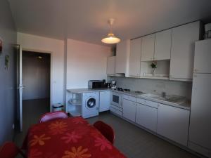 Agréable F2 avec terrasse et parking, proche du lac - 2 à 4 pers. - Annecy - FR-1-432-1