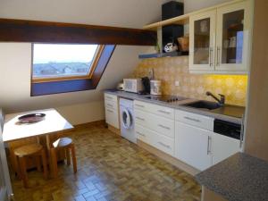 Duplex F2 avec parking, terrasse vue lac, 2-4 pers - FR-1-432-5