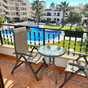 Pool View Apartment at Jumilla III