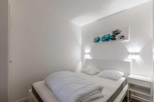 Appartements Nice flat 4 pers - Residence with swimming pool : photos des chambres