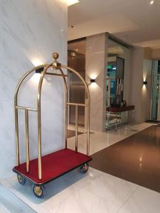 Pasig Condo FAST WIFI with Netflix and Pool Access