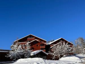 Appartements Appartement Les Carroz d'Araches, 4 pieces, 6 personnes - FR-1-572-241 : photos des chambres