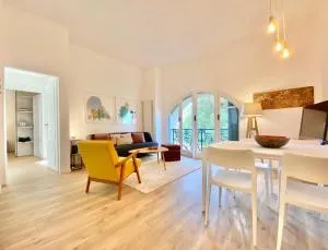 CasaViva-Stylish Trilo with AC-shared pool-parking - San Ilario