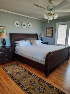 Five-Bedroom House room in Fryars' Green at Tennessee RiverPlace