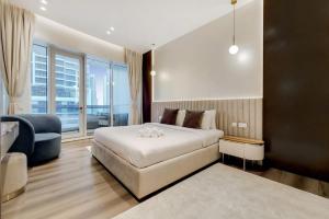 Vacationer Holiday Homes I Exquisite 4 Bed I Spacious Balcony with City Views in Dubai Marina