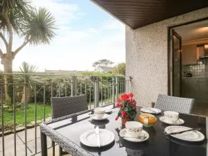 The Wesley Apartment - 彭林