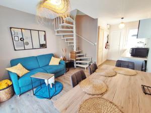 LEscampette, Duplex T3, centre Luchon, wifi, casier à skis, 4 personnes