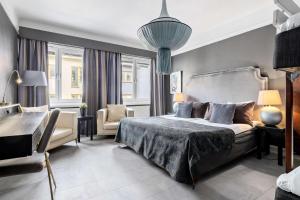 Quadruple Room room in Sure Hotel by Best Western Centric