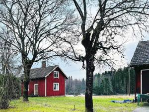 4 person holiday home in FÄRGELANDA-By Traum