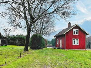 4 person holiday home in FÄRGELANDA-By Traum