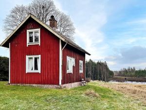4 person holiday home in FÄRGELANDA-By Traum