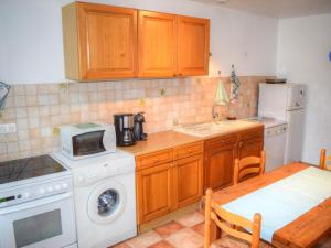 Maisons de vacances Gite Chemille-sur-Indrois, 3 pieces, 4 personnes - FR-1-381-444 : photos des chambres