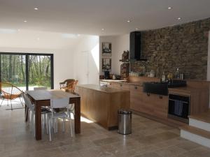 Maison contemporaine au calme près de la plage, WiFi inclus - FR-1-418-198