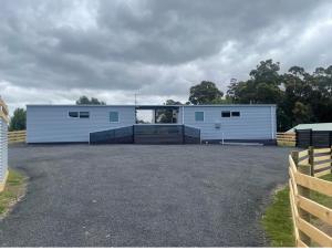 Acacia Hills Retreat