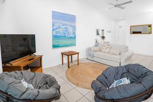 Rainbow Shores Resort Getaway!