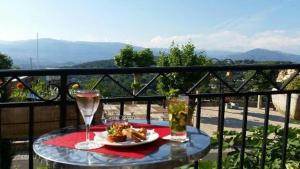 Maisons de vacances Mougins Collection - Magnifique maison au Coeur du Vieux Village de Mougins, vue sur les Alpes du Sud : photos des chambres