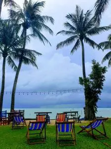 BEACH HOUSE WOODY - Laem Sor