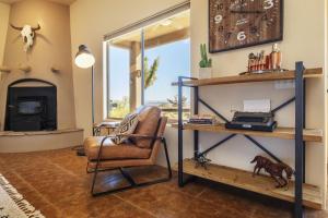 Horizon House - Hot Tub, Fire Pit & BBQ - Adobe in JT home