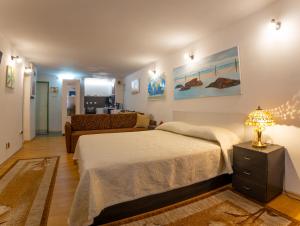 Студио за двама в град Пловдив в супер център