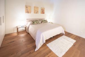 Dante s Home Cozy in Center Town