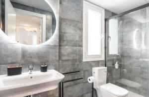 Stylish apartments with balcony & parking near the beach by REMS