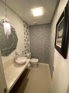 FRENTE MAR - 3 SUITES - 2 VAGAS