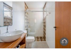 Casa em Garopaba - Piscina - Forno para pizza - Ar condicionado - 3 quartos