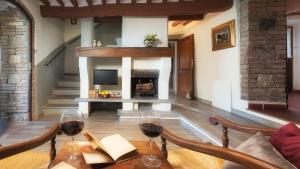 Podere Il Chiesino 8&2 Emma Villas