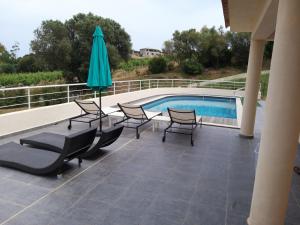 Villas Villa climatisee avec piscine : photos des chambres