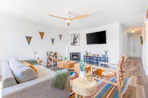 Howdy Amigos Surf Getaway