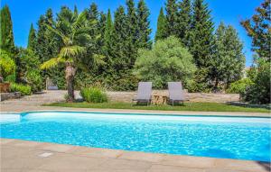 Maisons de vacances Awesome Home In La Batie Rolland With Outdoor Swimming Pool, Private Swimming Pool And 3 Bedrooms : photos des chambres