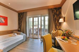 Single Room - Hugeli room in ERMITAGE Wellness- & Spa-Hotel