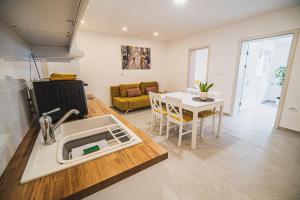 Gotar Apartment with Garden