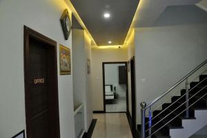 Indrani Hotel