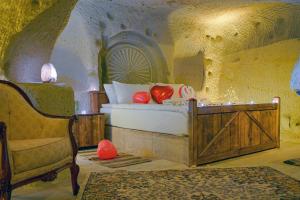 Babili Cappadocia Cave