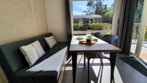 Campings Camping Les Vernieres La Bourboule Sancy : photos des chambres