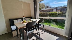 Campings Camping Les Vernieres La Bourboule Sancy : photos des chambres