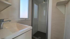 Campings Camping Les Vernieres La Bourboule Sancy : photos des chambres