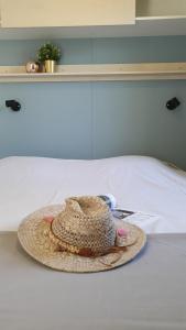 Campings Camping Les Vernieres La Bourboule Sancy : photos des chambres