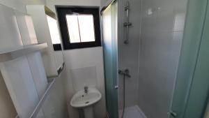 Campings Camping Les Vernieres La Bourboule Sancy : photos des chambres