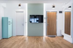 Jungle Escape - Luxe 1-BR Haven in Bucharest