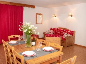 Appartements Appartement cosy 4 pieces avec balcons, parking inclus, Puy-Saint-Vincent - FR-1-504-33 : photos des chambres