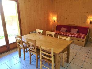 Chalets Chalet La Joue du Loup, 3 pieces, 7 personnes - FR-1-504-45 : photos des chambres