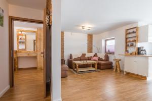 Wierch Głodowski 25B by Homeprime